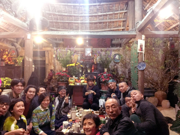 D15 Nha San Collective Artists at Nha San 2018 courtesy Nha San Collective WEB 2048x1536