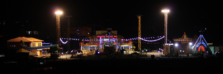 Qo F Abusal Shamber 2 Sharm Amusement Park Caterpillar 500 KVA 2012 photo courtesy of the artist